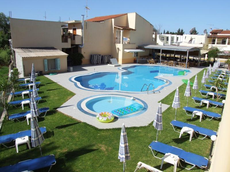 Hotel Panorama Apts Cfu 2*